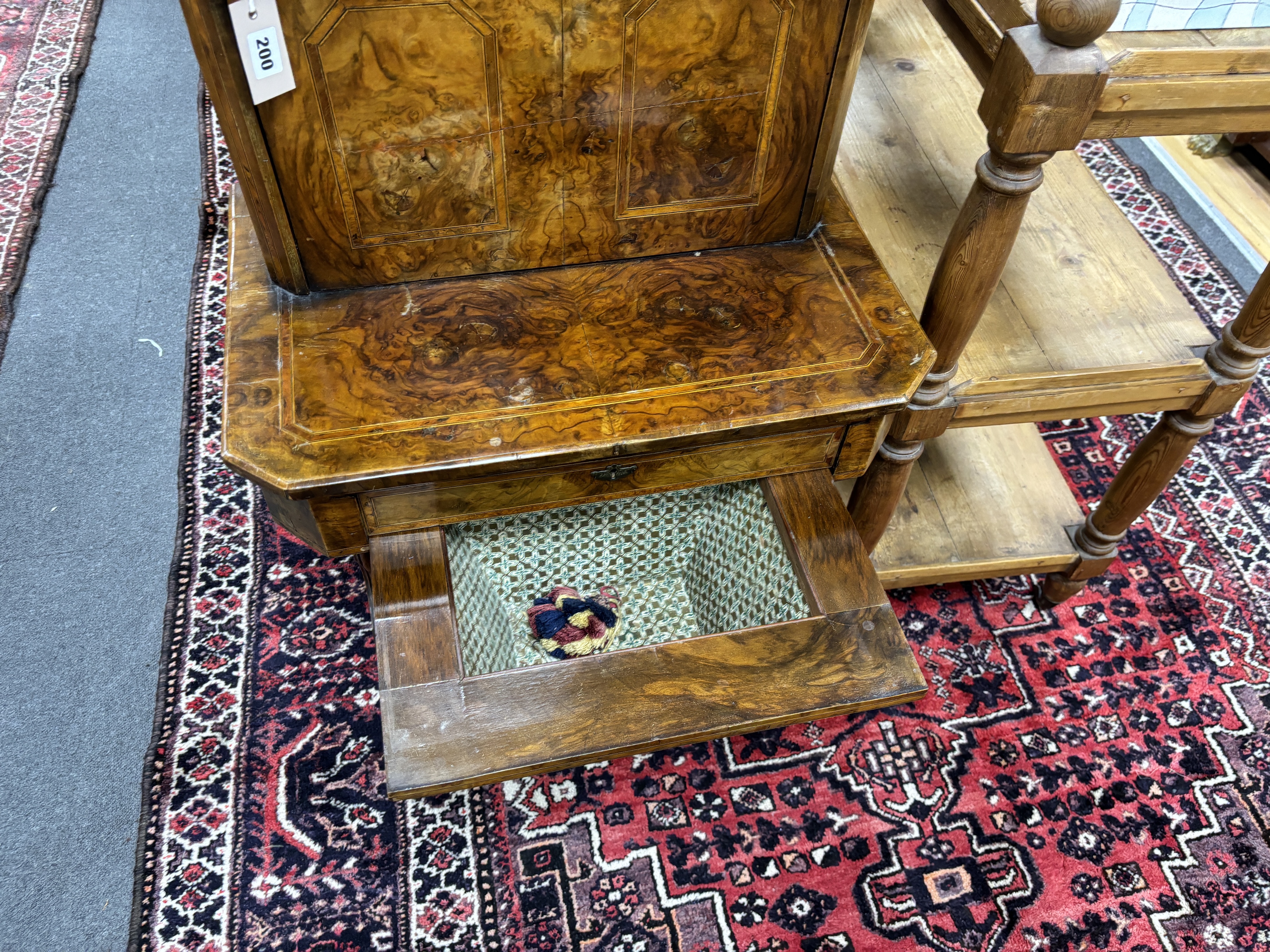 A Victorian banded walnut bonheur du jour, width 60cm, depth 39cm, height 102cm